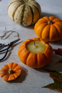 how to make a pumpkin candle