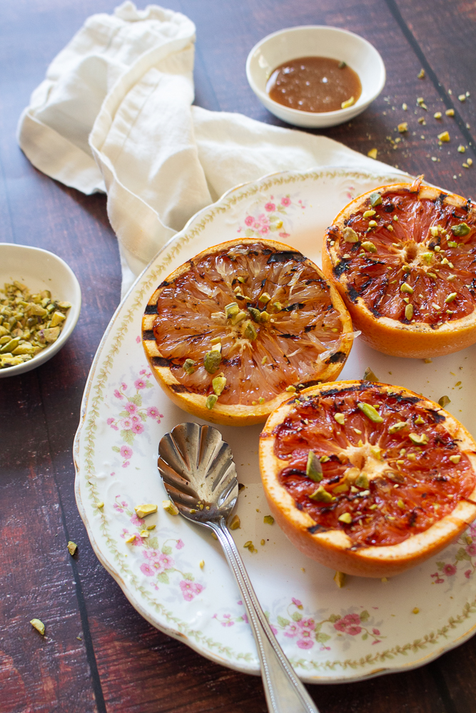 grapefruit with honey and pistachios